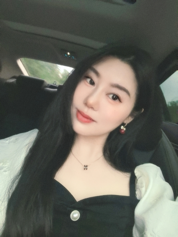 潇潇暮雨的第一张照片--承德相亲服务中心