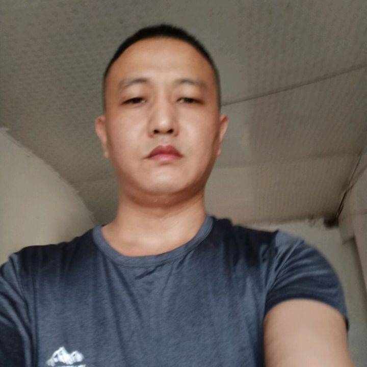 大庆小丁的第一张照片--承德相亲服务中心