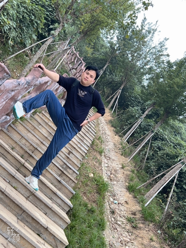 择一人白头偕老的第二张照片--承德相亲服务中心