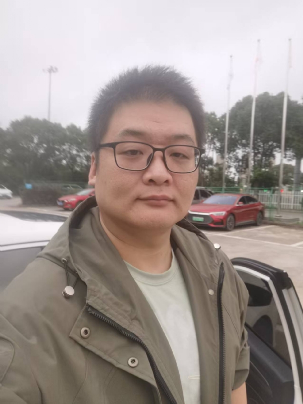 Russell的第一张照片--承德相亲服务中心