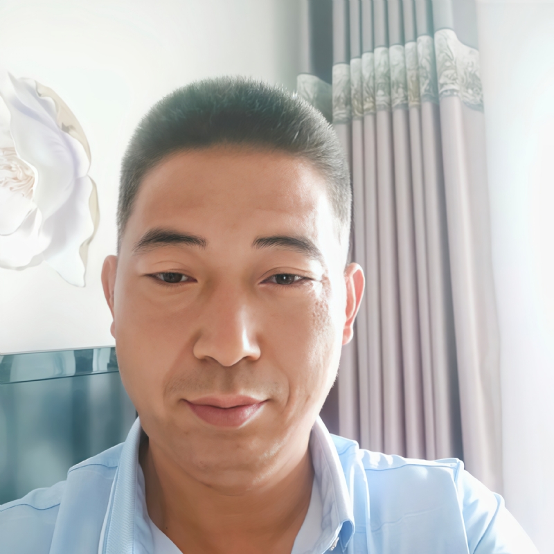 雨中漫步的第一张照片--承德相亲服务中心