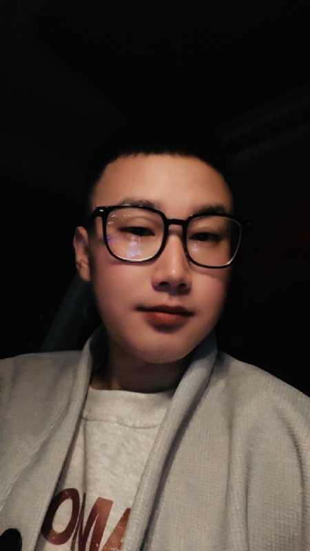 FIyFIy的第一张照片--承德相亲服务中心