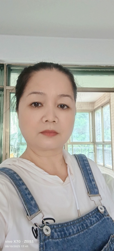 小巧玲珑的第一张照片--承德相亲服务中心