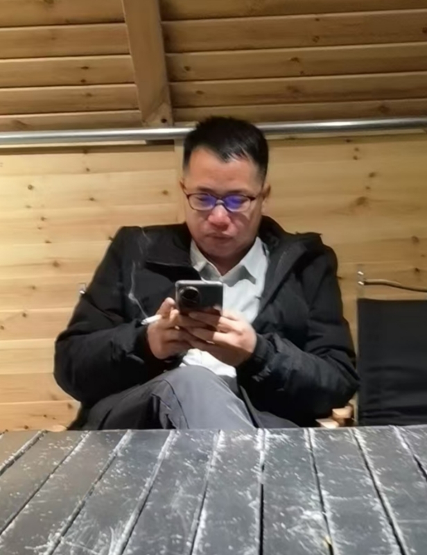 期待一个你的第四张照片--承德相亲服务中心