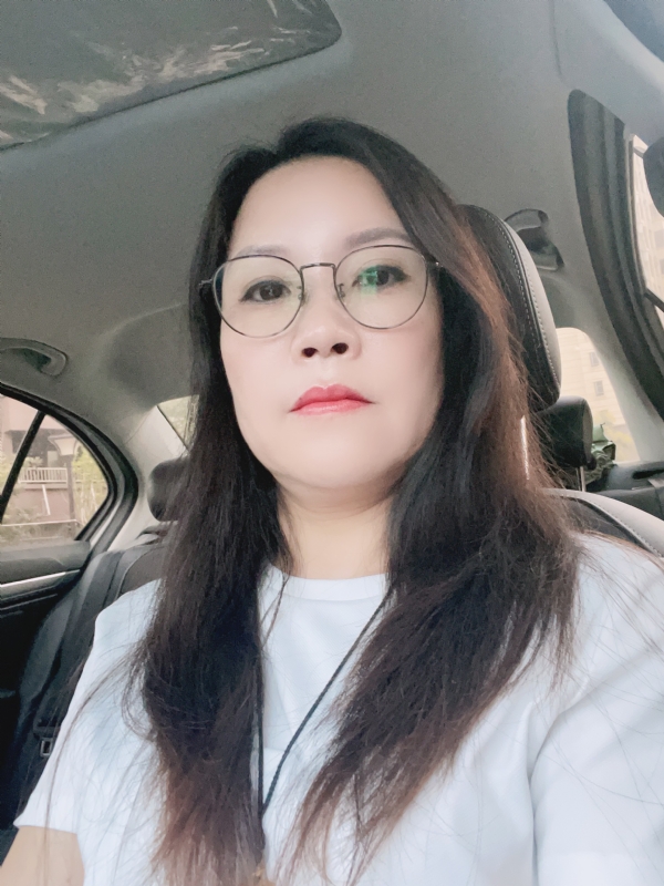 牡丹的第一张照片--承德相亲服务中心