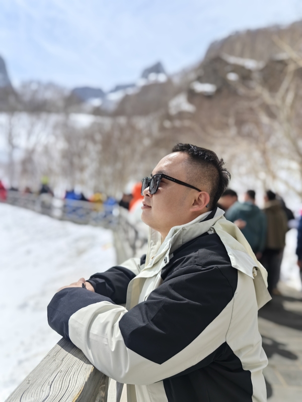 小龙的第一张照片--承德相亲服务中心