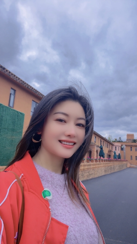 安妮的第一张照片--承德相亲服务中心