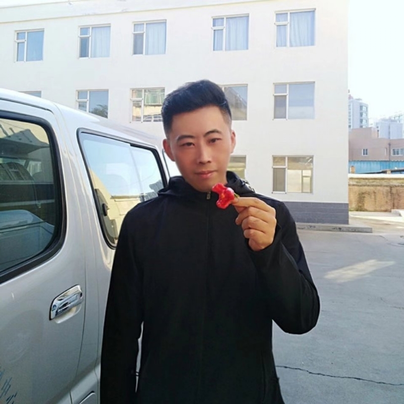 李信的第一张照片--承德相亲服务中心