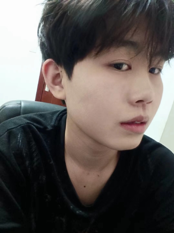 小鱼的第一张照片--承德相亲服务中心