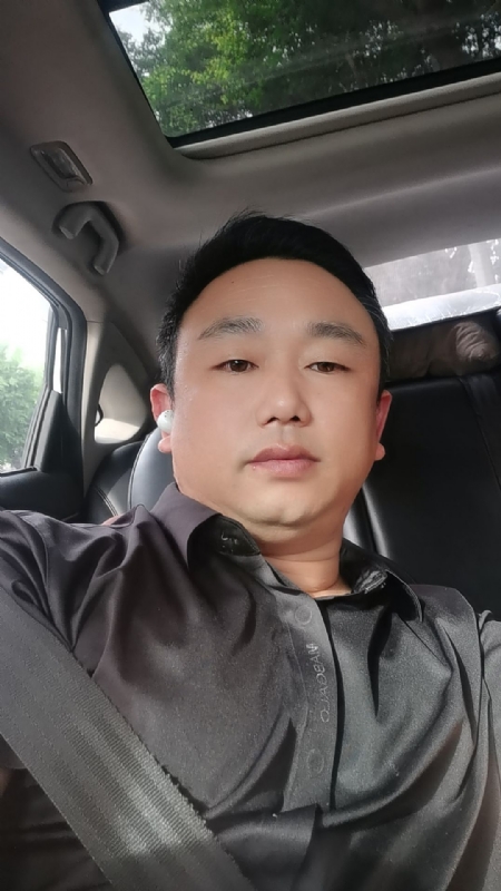 老烽的第一张照片--承德相亲服务中心