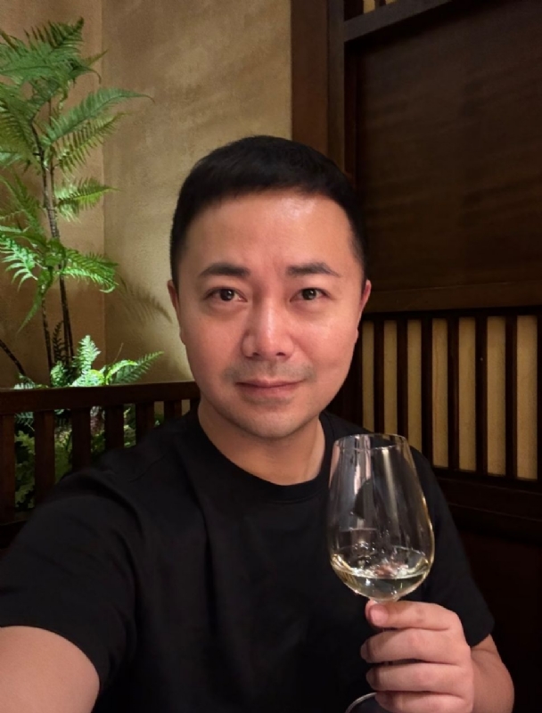 幸福的第二张照片--承德相亲服务中心