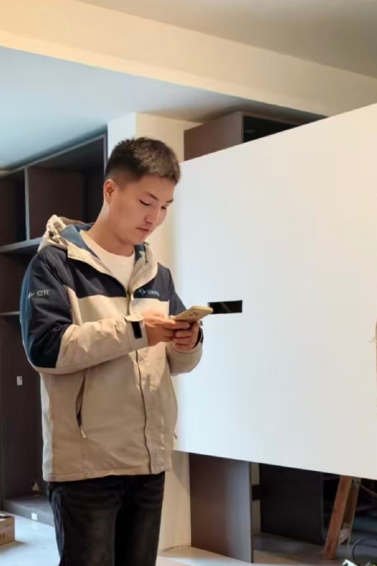 熊展的第一张照片--承德相亲服务中心