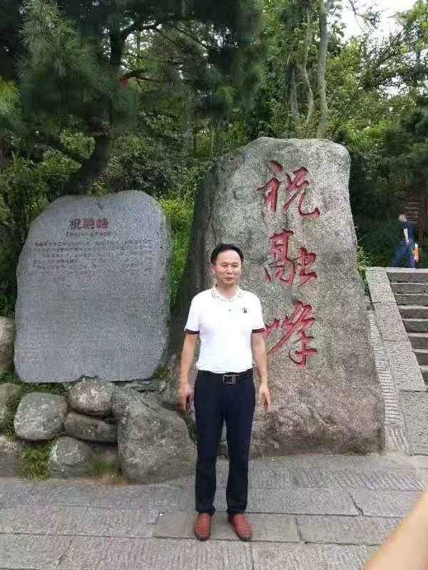 真诚的第三张照片--承德相亲服务中心