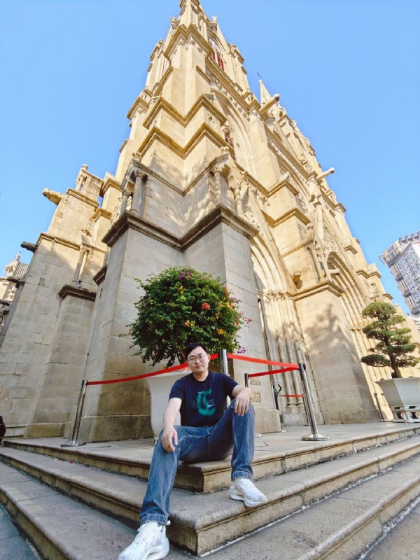 Marco的第三张照片--承德相亲服务中心