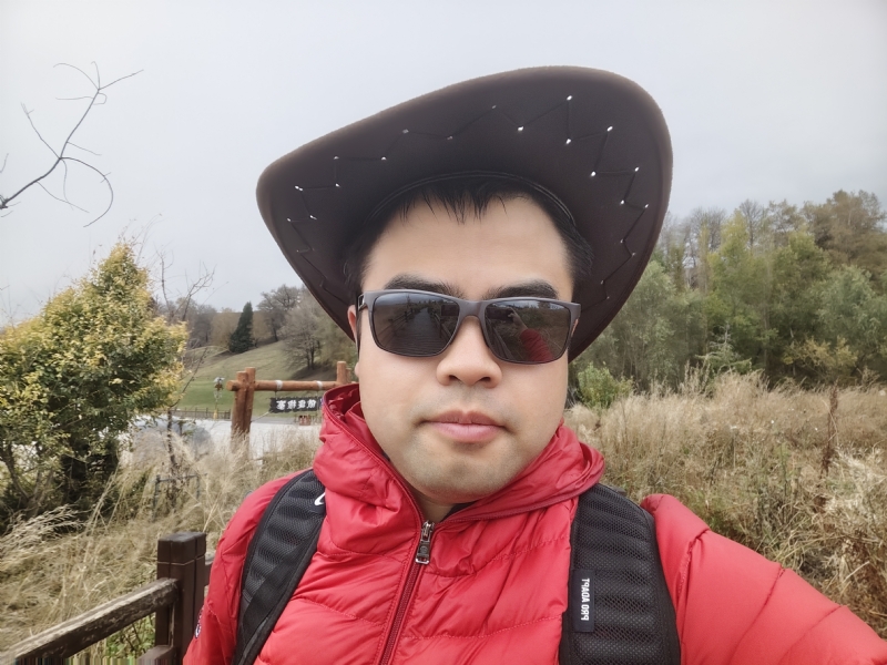 欢乐的笑的第一张照片--承德相亲服务中心