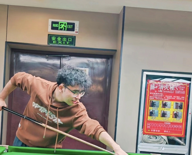 小鬼的第一张照片--承德相亲服务中心