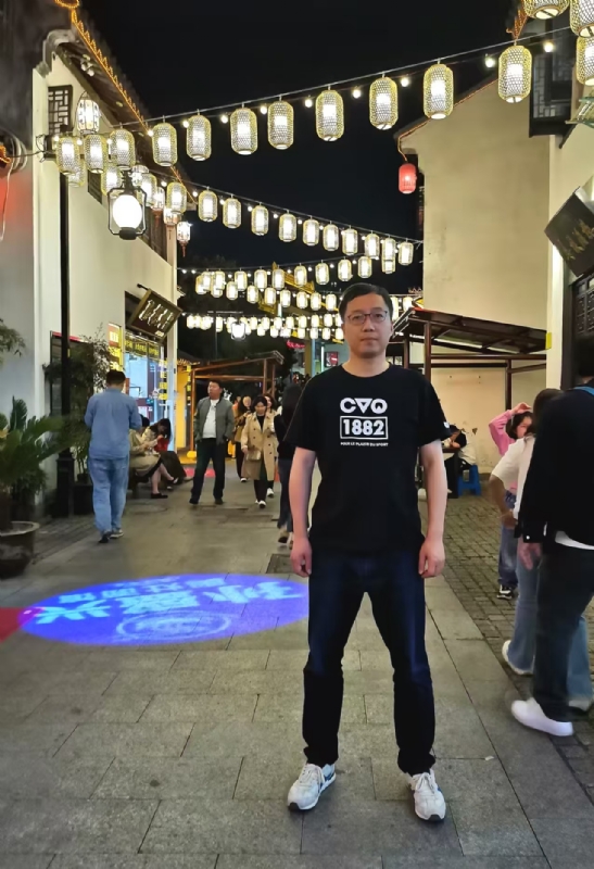 张楚岚的第一张照片--承德相亲服务中心